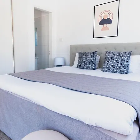 Lovely 1-bedroom Holiday With Balcony All Yours * Erimi